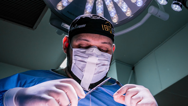 Foto 2 de Dr Igor Damasceno-ProFace Cirurgia Buco Maxilo Facial