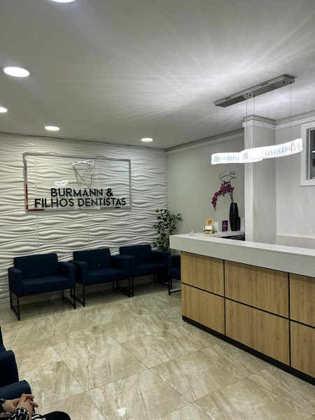 Foto 3 de Dr. Igor Guimarães & Dra. Victoria Burmann | Dentistas em Pelotas
