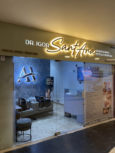 Foto 2 de Dr Igor Sant'Ana - Odontologia e Hamornização Facial em Copacabana