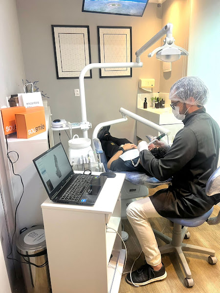 Foto 3 de Dr. Italo Diego Ferraz - Alinhadores Invisíveis