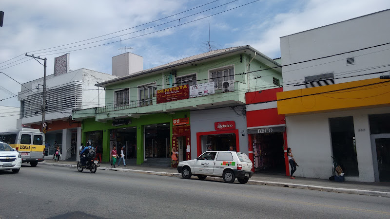 Foto 2 de Dr. Izaque Trindade Júnior