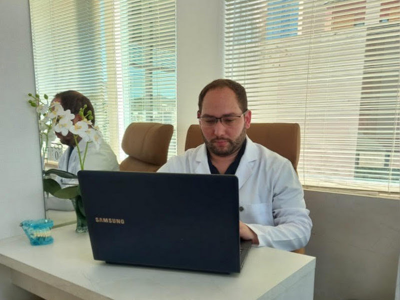 Foto de Dr. Jadson Dos Reis Santos, Dentista Itajaí