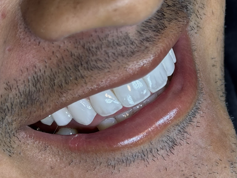 Foto 3 de Dr. Jean Carlos | Dentista em Juazeiro do Norte | Urgência 24h