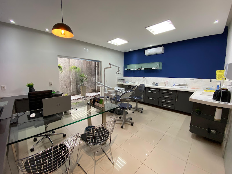 Foto 2 de Dr. Jefferson Diniz - Clínica Odontológica - Dentista em Parnaíba