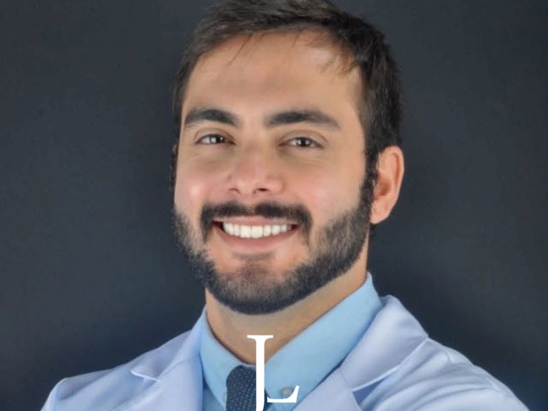 Foto de Dr. João Leal - Cirurgia Bucomaxilofacial, Disfunção Temporomandibular e Implantes dentários