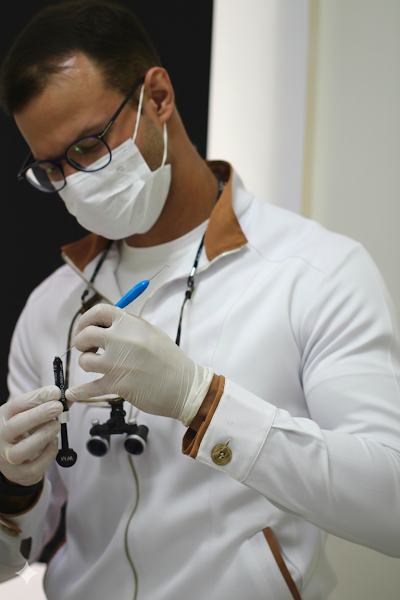 Foto 2 de Dr. João Pedro Dias - Lentes de Porcelana em Goiânia
