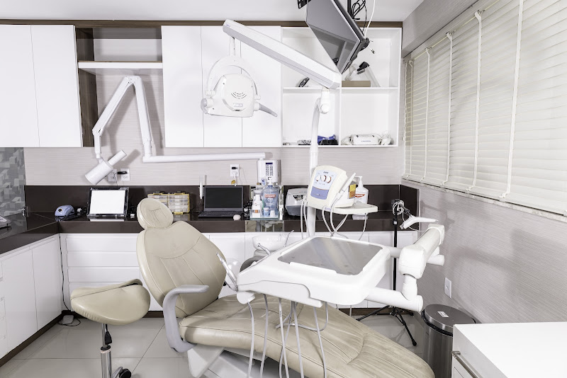 Foto 2 de Dr. João Roberto | Consultório Dentário em Natal