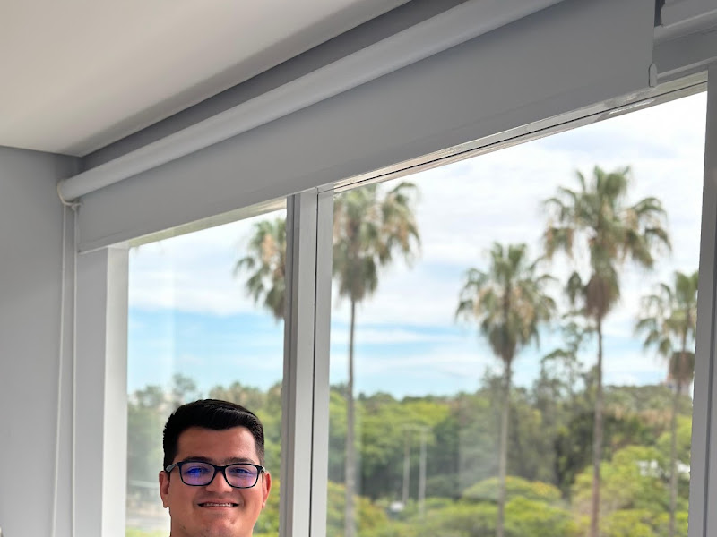 Foto de Dr. João Saibro | Cirurgião dentista