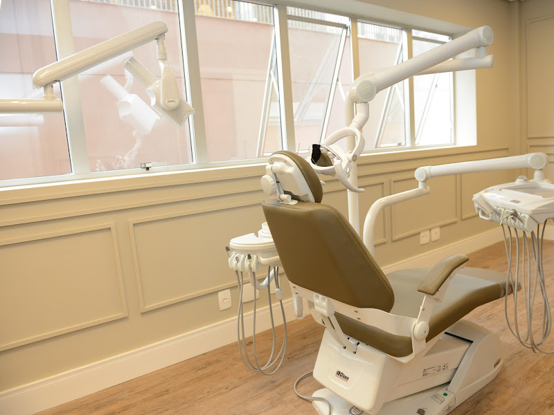 Foto 7 de Dr. Joelson Richa - Dentista em Moema