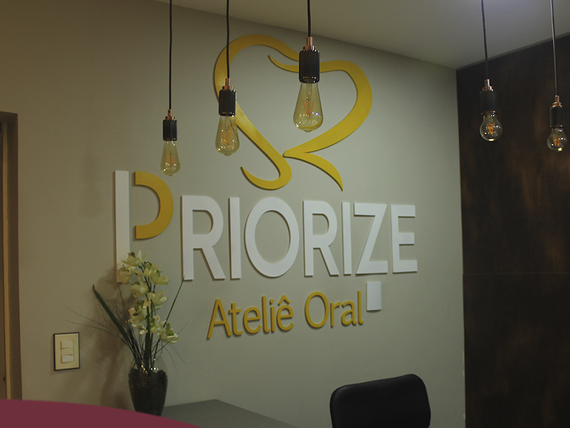 Foto 3 de Dr Johnny Possa /Estomatologia