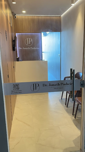 Foto 2 de Dr. Jonath Pinheiro Clinica Odontológica