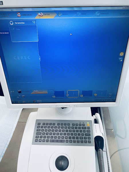 Foto 3 de DR JONATHAS JESUS | IMPLANTES DENTARIOS | POUSO ALEGRE | PROTESE PROTOCOLO | BOTOX |