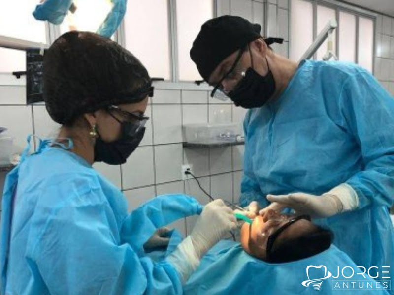 Foto de Dr Jorge Antunes | Implante Dentário Uberlândia