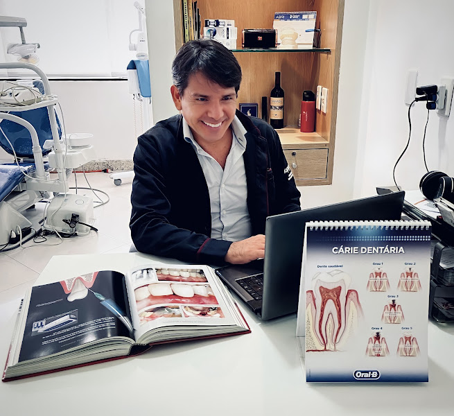 Foto 2 de Dr. Jorge Luis Castillo Salazar | @castilloodonto