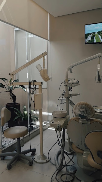 Foto 2 de Dr. José Carlos Fernandes Ferreira - Odontólogo