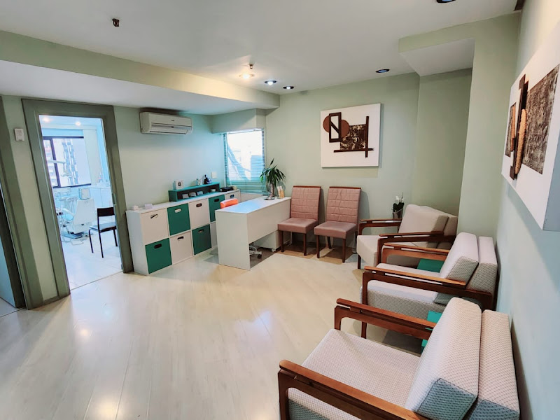 Foto de Dr. José Freitas | Dentista | Pinheiros | Implantes