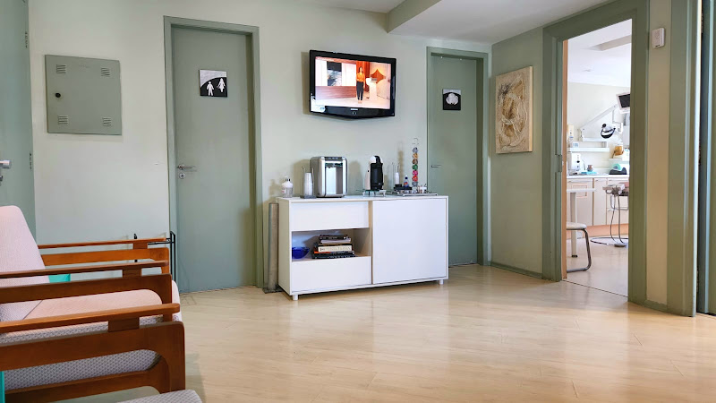 Foto 4 de Dr. José Freitas | Dentista | Pinheiros | Implantes