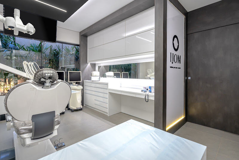 Foto 3 de Dr. José Olavo | Dentista | Prótese - Implante - Lente de Contato Dental - Campo Grande