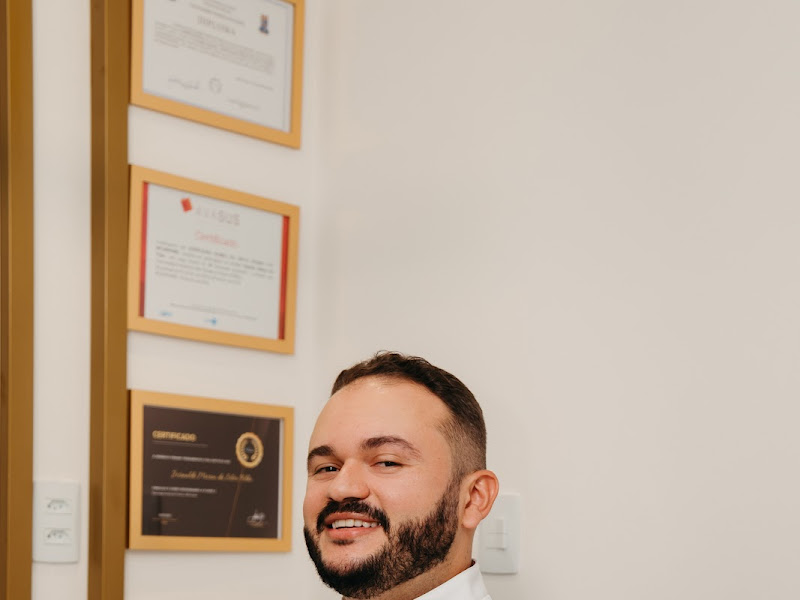 Foto de Dr. Josinaldo Filho - Dentista em João Pessoa (Ortodontista Especialista/Aparelho Dental)