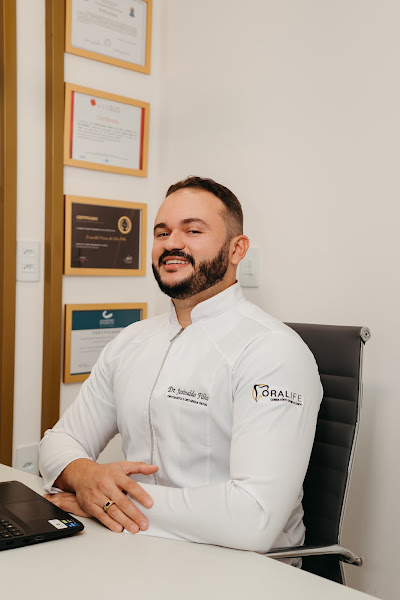 Foto 2 de Dr. Josinaldo Filho - Dentista em João Pessoa (Ortodontista Especialista/Aparelho Dental)