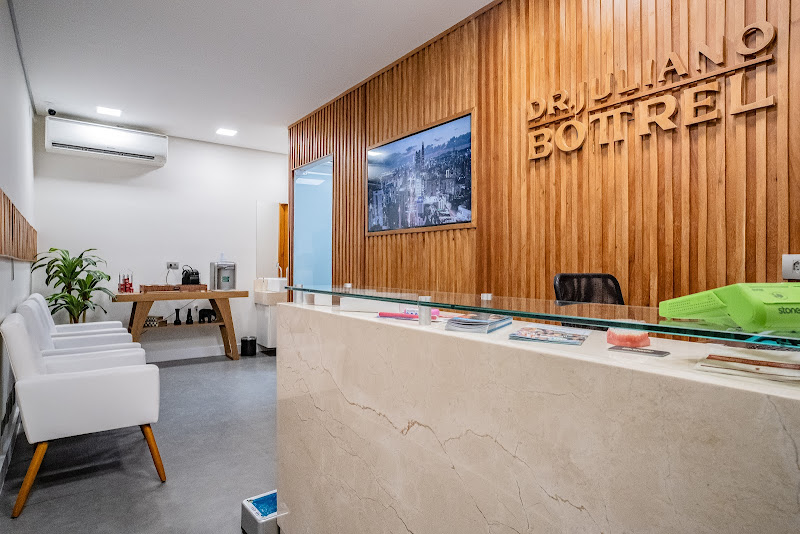 Foto 2 de Dr. Juliano Bottrel