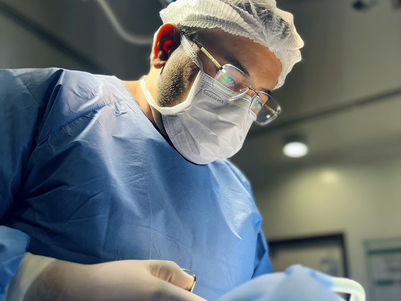 Foto de Dr Júlio Estrela | Cirurgião Bucomaxilofacial e Implantodontista