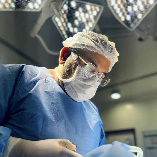 Foto 2 de Dr Júlio Estrela | Cirurgião Bucomaxilofacial e Implantodontista