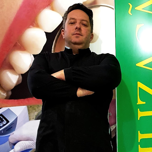 Foto 2 de Dr. Keith Peruzzo
