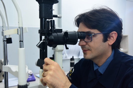 Foto 2 de Dr. Kleper Carvalho de Figueiredo Leitão, Oftalmologista