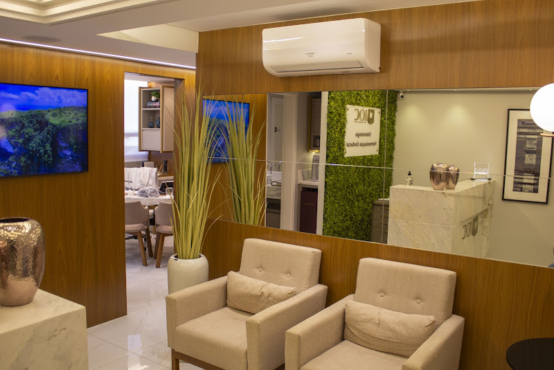 Foto 2 de DRª Larissa Ferioli Dentista em Curitiba