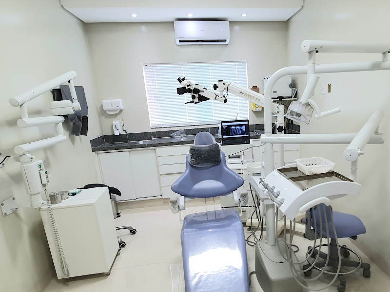 Foto 2 de Dr. Lauro Arévalo Dias - Dentista