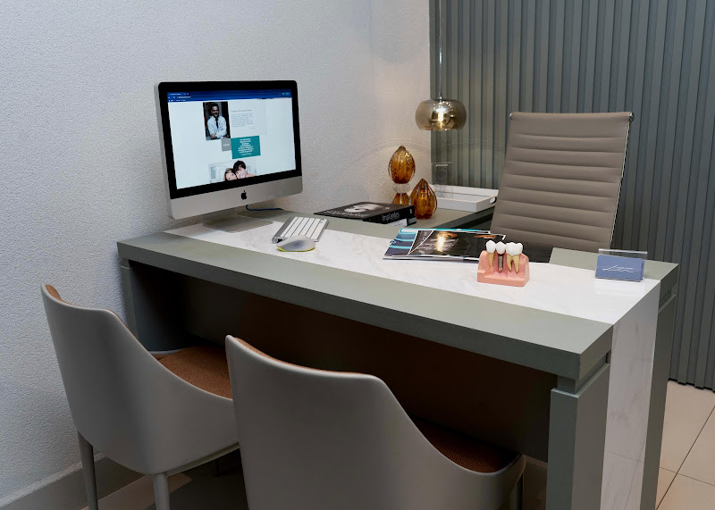 Foto 3 de Dr. Leandro Cardoso | Cirurgia e Implantodontista