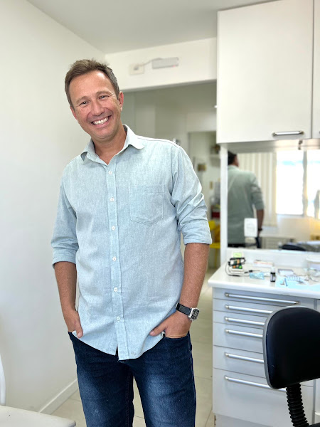 Foto 2 de Dr. Leandro Lofgren Lazaro