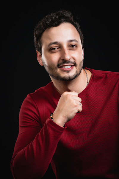 Foto 2 de Dr. Leandro Reis - Rinomodelação/ Preenchimento Labial / Harmonização e Botox