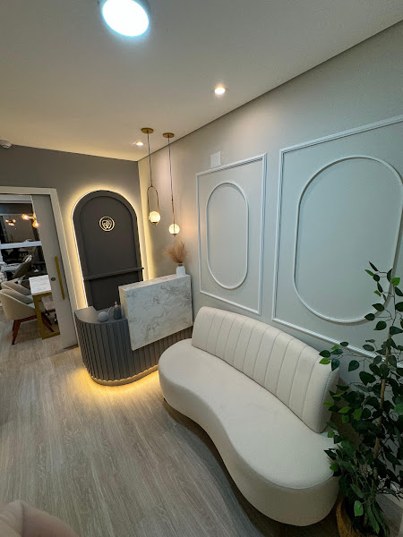 Foto 3 de Dr. Leo Von Liebig | Reabilitação Oral e Estética Premium | Balneário Camboriú