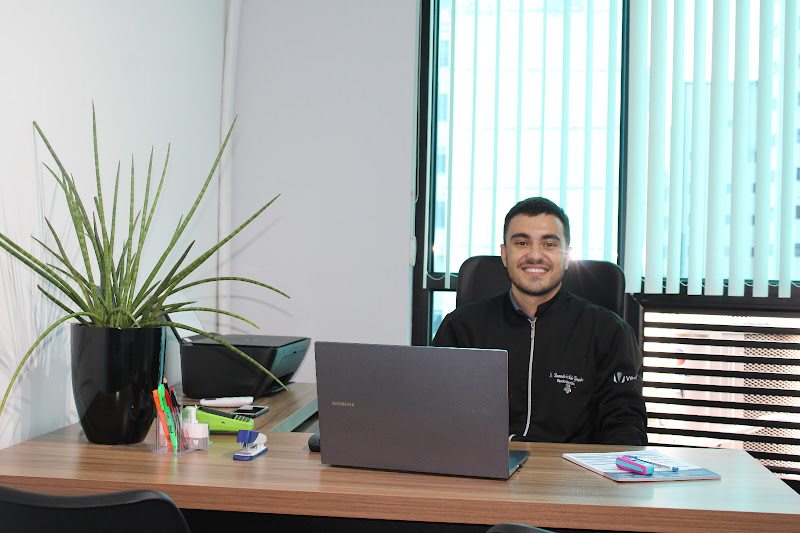 Foto 2 de Dr. Leonardo de Melo Gonçalves