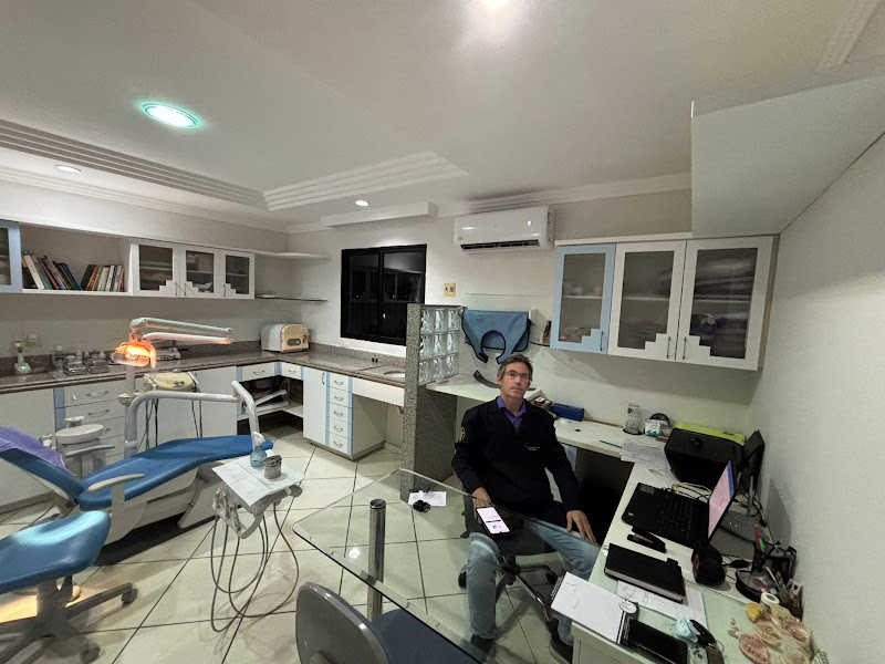 Foto 2 de Dr Leonardo F Souza