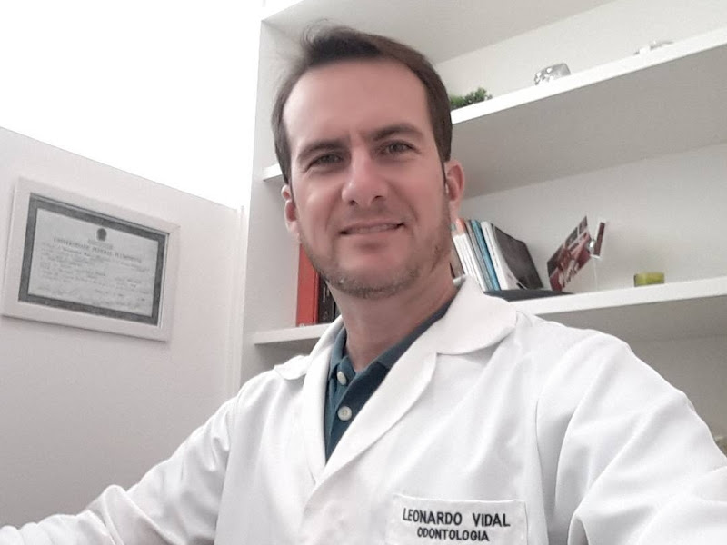 Foto 4 de Dr.Leonardo Vaz