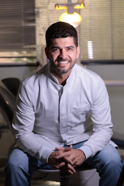 Foto 2 de Dr. Lívio de Castro | Dentista em Goiânia