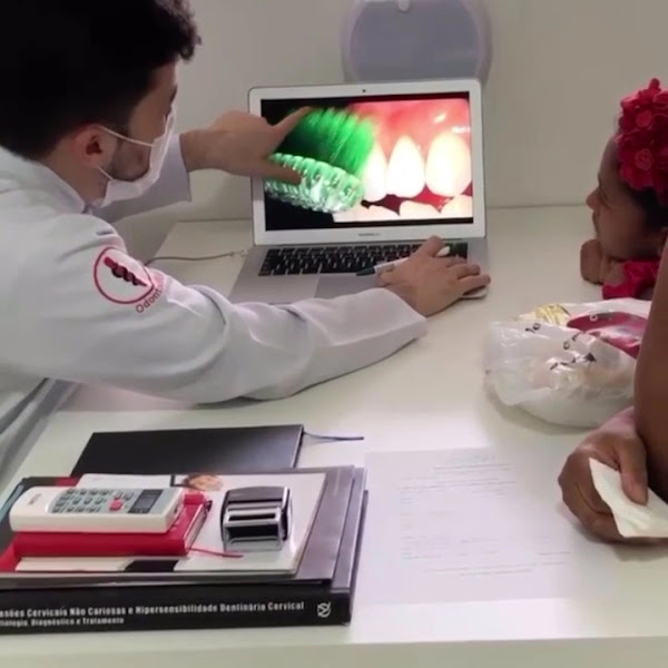 Foto 3 de Dr. Lucas Araújo | Dentista | Implante | Prótese | Protocolo