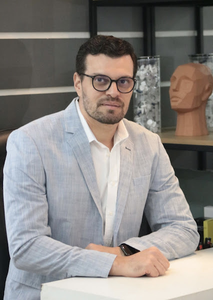 Foto 2 de Dr Lucas Brito