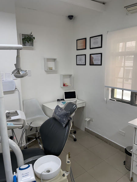 Foto 2 de Dr Lucas Camilo Borges - Consultório Odontológico