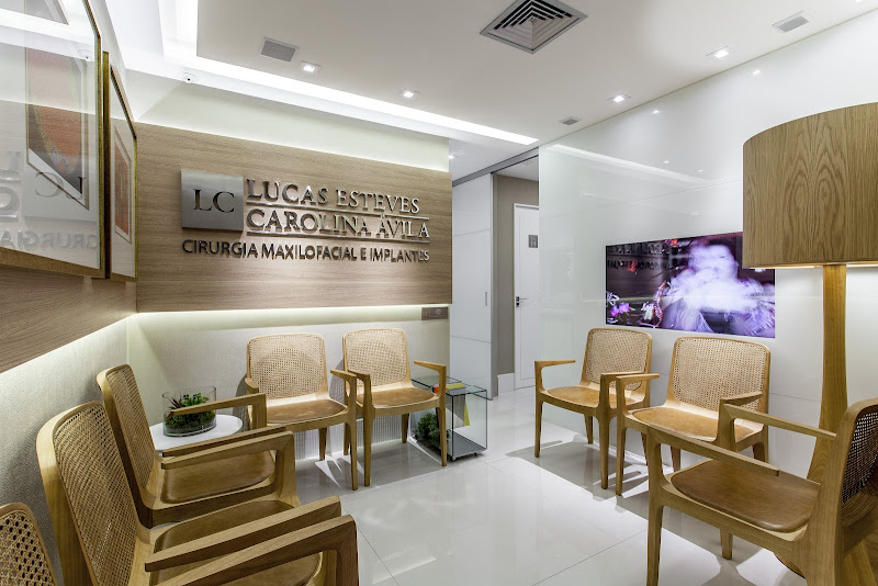 Foto 2 de Drº Lucas Esteves - Cirurgia Ortognática