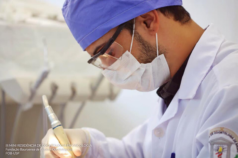 Foto 2 de Dr. Lucas Gui