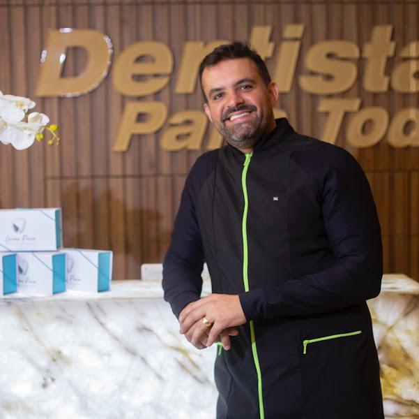 Foto 2 de Dr. Lucas Pina Gruppi