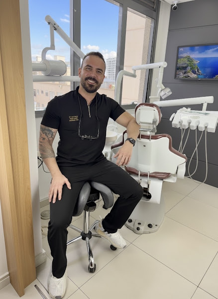 Foto 2 de Dr.Lucas Xavier- Implantodontia