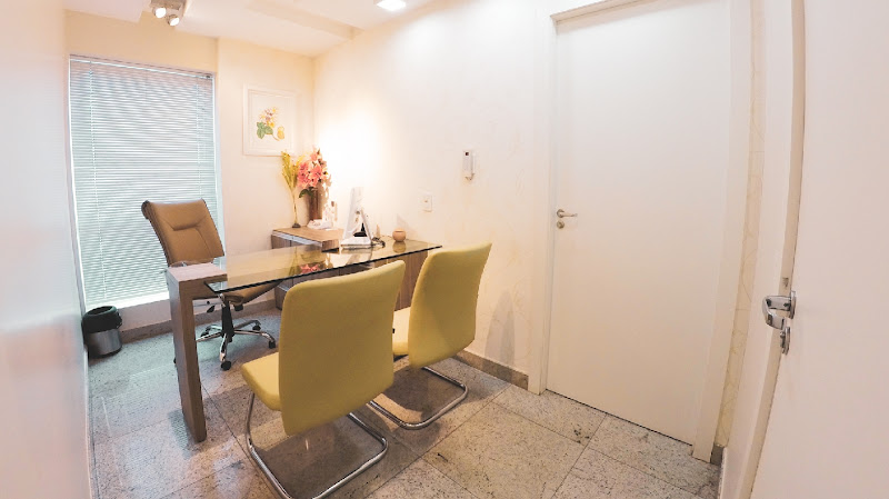 Foto 2 de Dr. Luciano Camargo