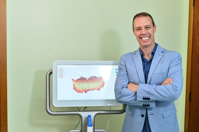 Foto 3 de Dr Luciano Ceron