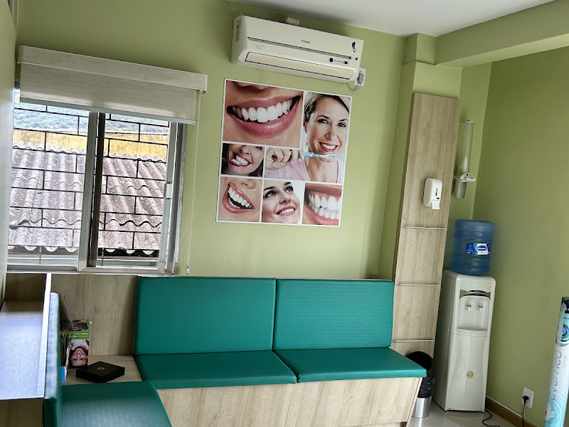 Foto 2 de Dr Lúcio Fernando De Oliveira Nunes