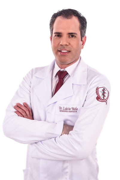 Foto 2 de Dr. Luécio Melo - Implante Dentário - JP